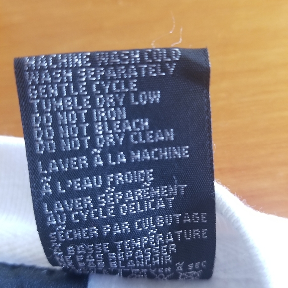 Misty Mountain Unisex Sweater / Sweatshirt. Size Large. Great Condition - Picture 6 of 9